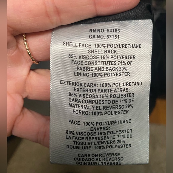 Levi’s faux leather moto jacket size Medium - Picture 9 of 9